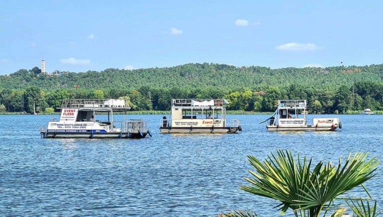 Partyfloß mieten Berlin ,Partyboot mieten Berlin Köpenick Richtershorn