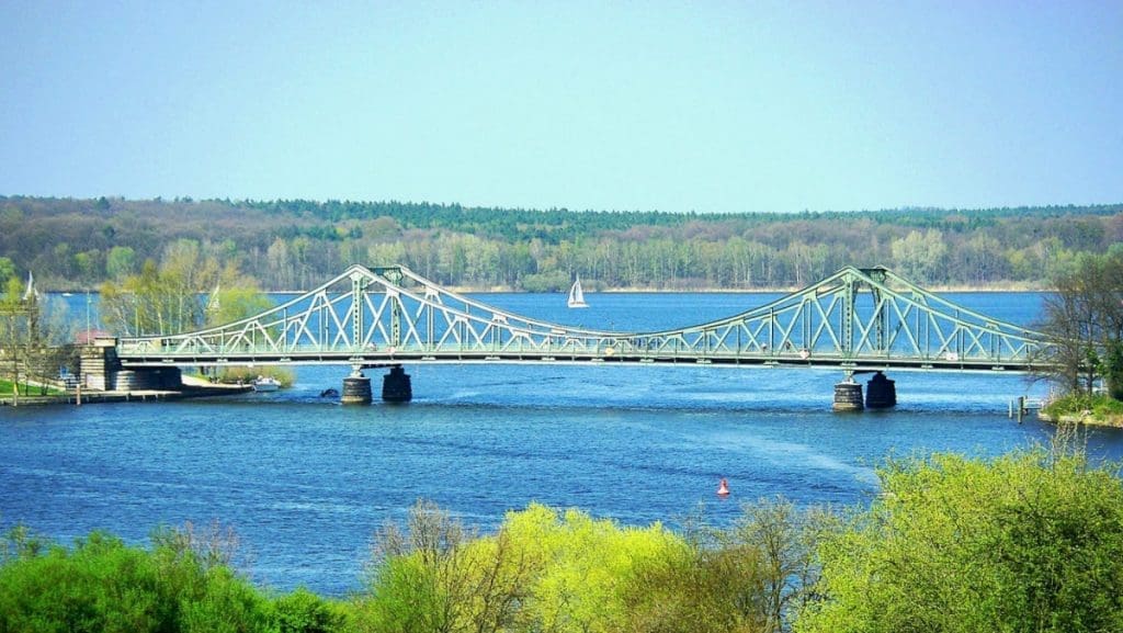 Glienicker Brücke Bootstour Berlin Köpenick