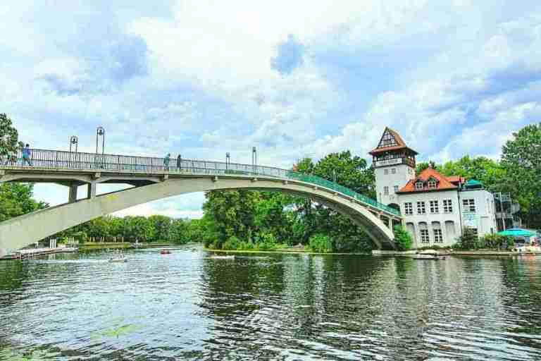 Bootstour Berlin-Treptower Park Insel der Jugend