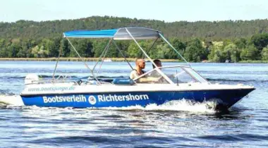 Motorboot Führerscheinfreies Motorboot Lotos mieten in Berlin Köpenick Grünau mieten