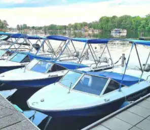 Motorboot Führerscheinfreies Motorboot Lotos mieten in Berlin Köpenick Grünau Bild 4